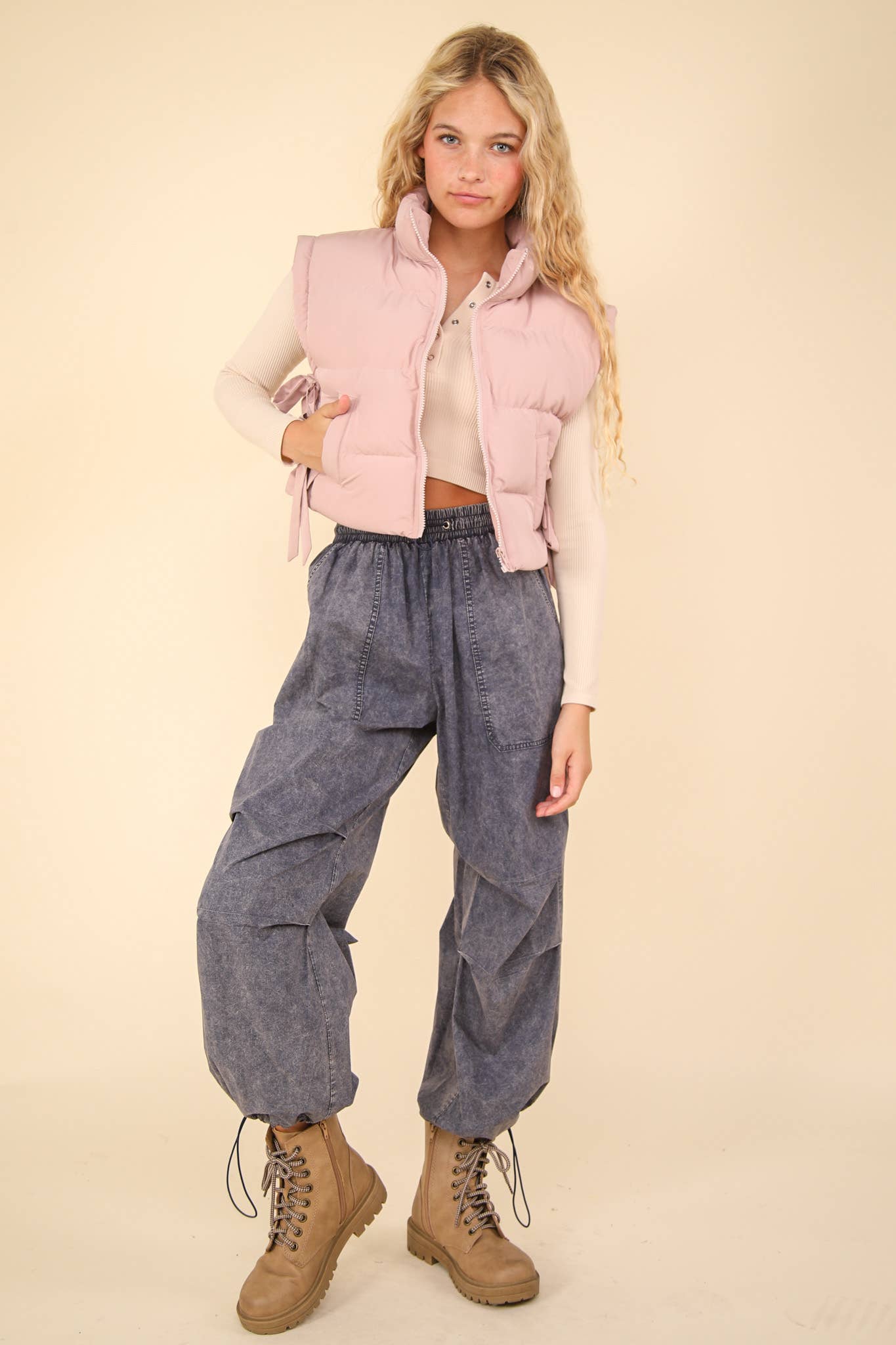 Side Bow Crop Puffer Vest