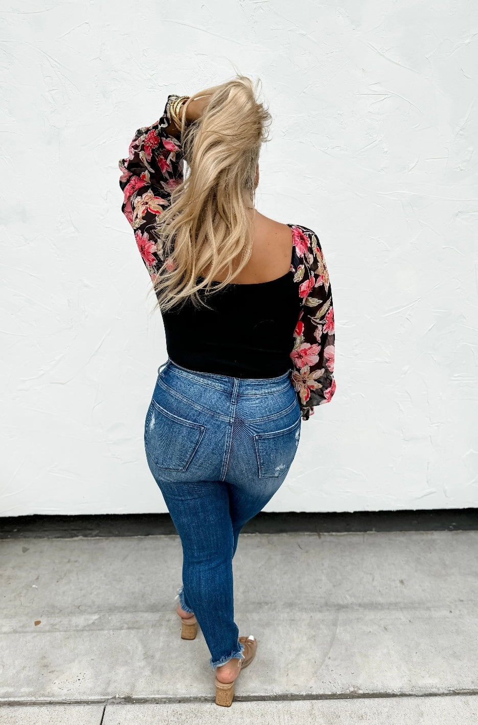 Momicita Floral Sleeve Bodysuit