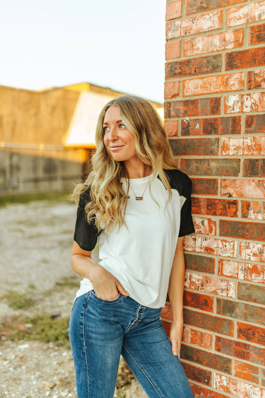 RAWHIDE STITCH TOP *BLANCO