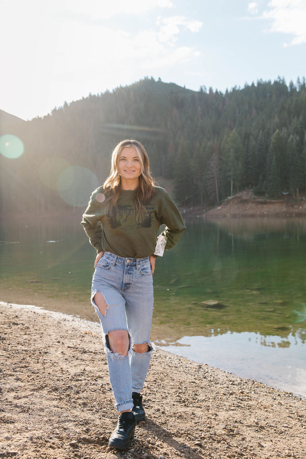 Patriotic Mountains - Army Green Sweater