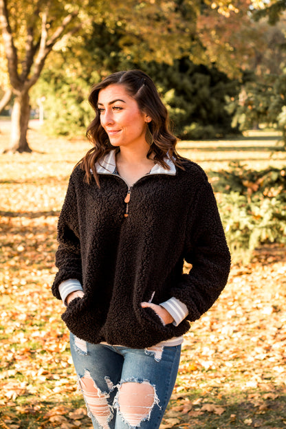 Vintage Sherpa Pullover- Black