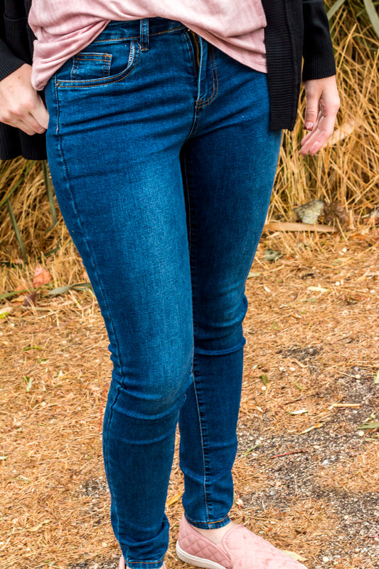 Gotta Have 'Em -High Rise Dark Skinny Jeans