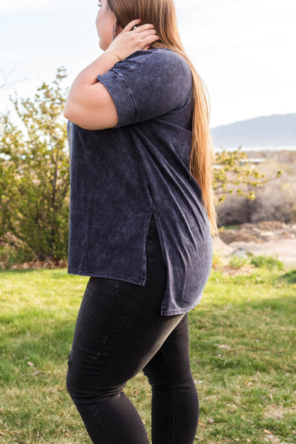 Mineral Wash Short Sleeve Round Neck Top