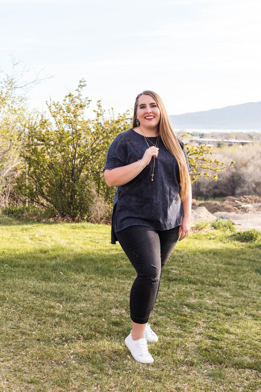 Mineral Wash Short Sleeve Round Neck Top